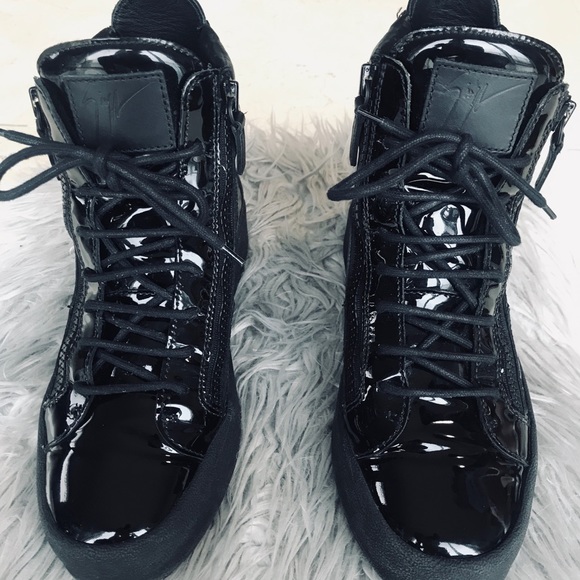 Men’s Giuseppe Zanotti black sneakers - Picture 1 of 7